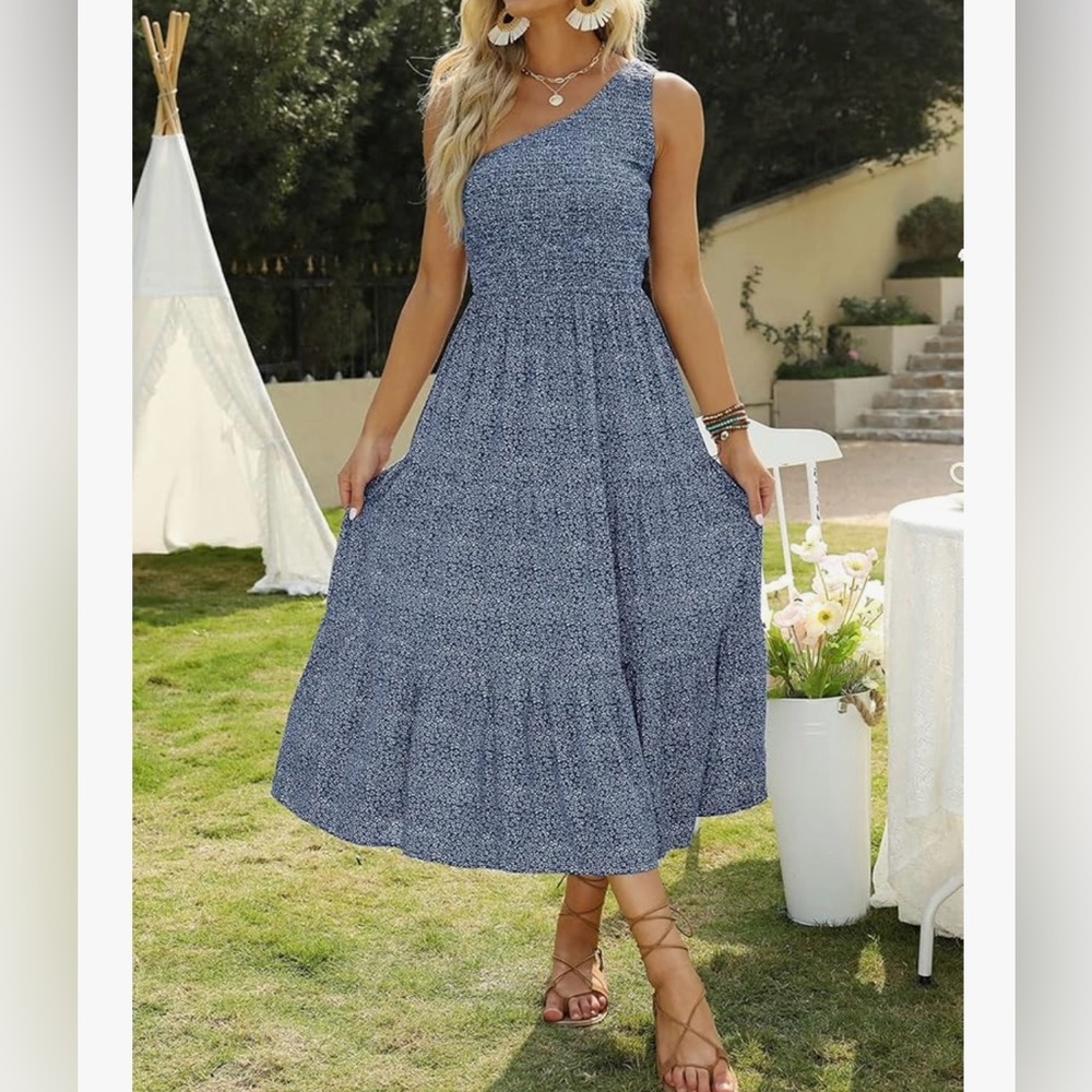 Elegant Blue One-Shoulder Maxi Dress - Picture 3 of 9